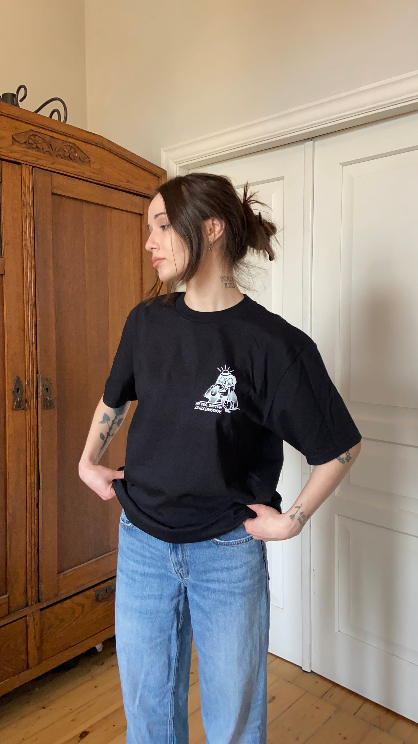 NEVER SNITCH T-SHIRT SCHWARZ