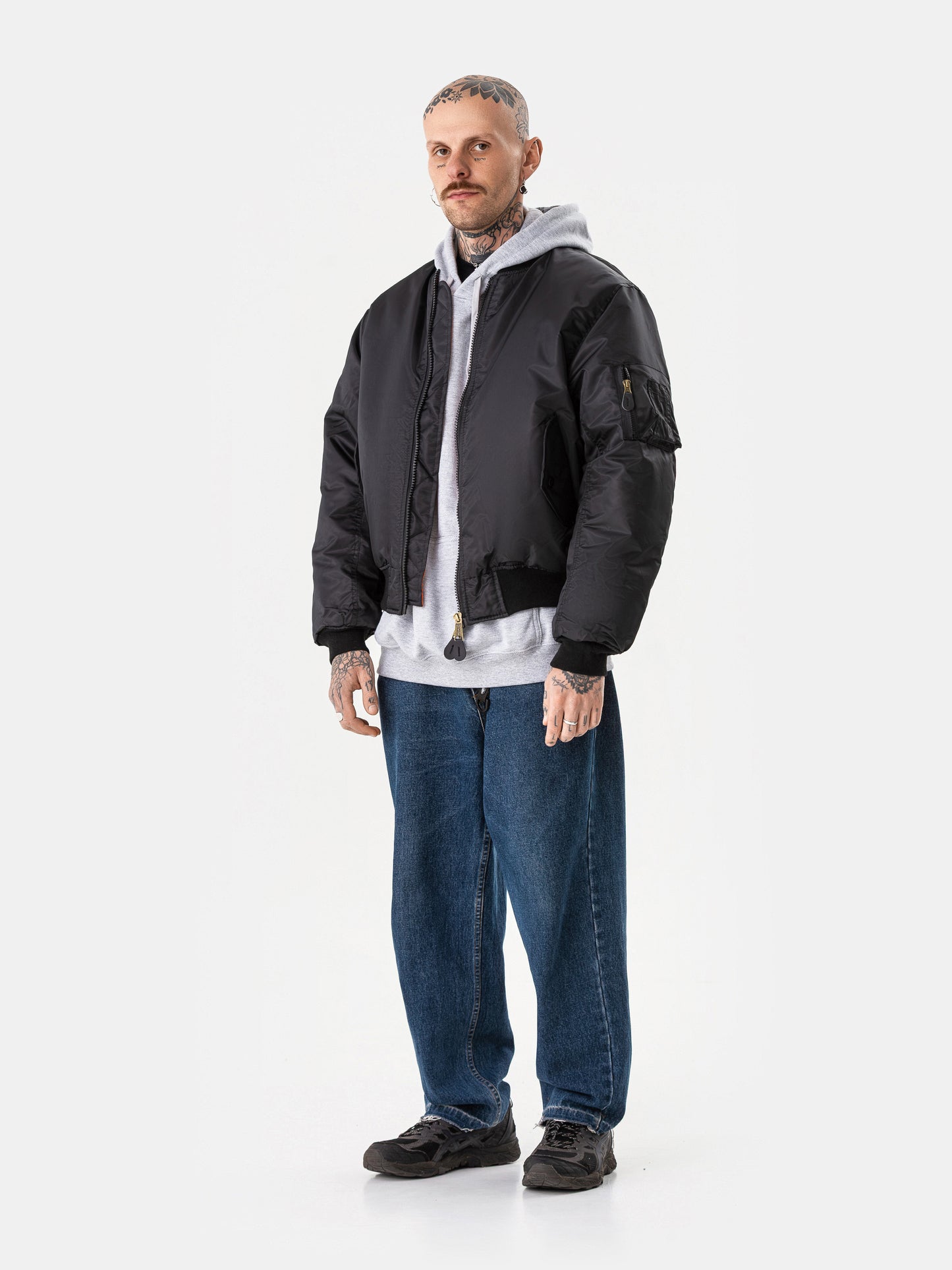 BASIC BOMBERJACKE SCHWARZ