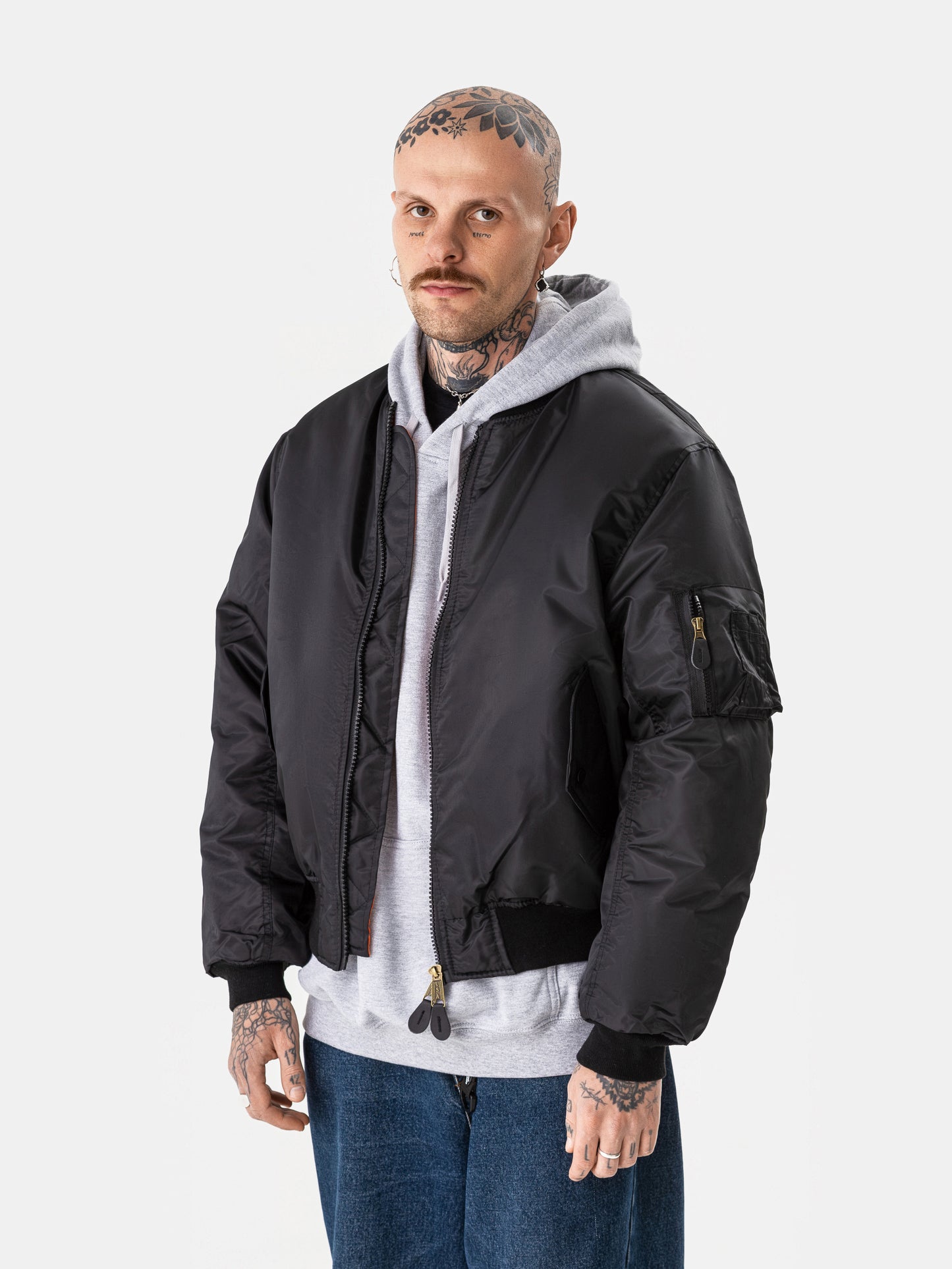 BASIC BOMBERJACKE SCHWARZ