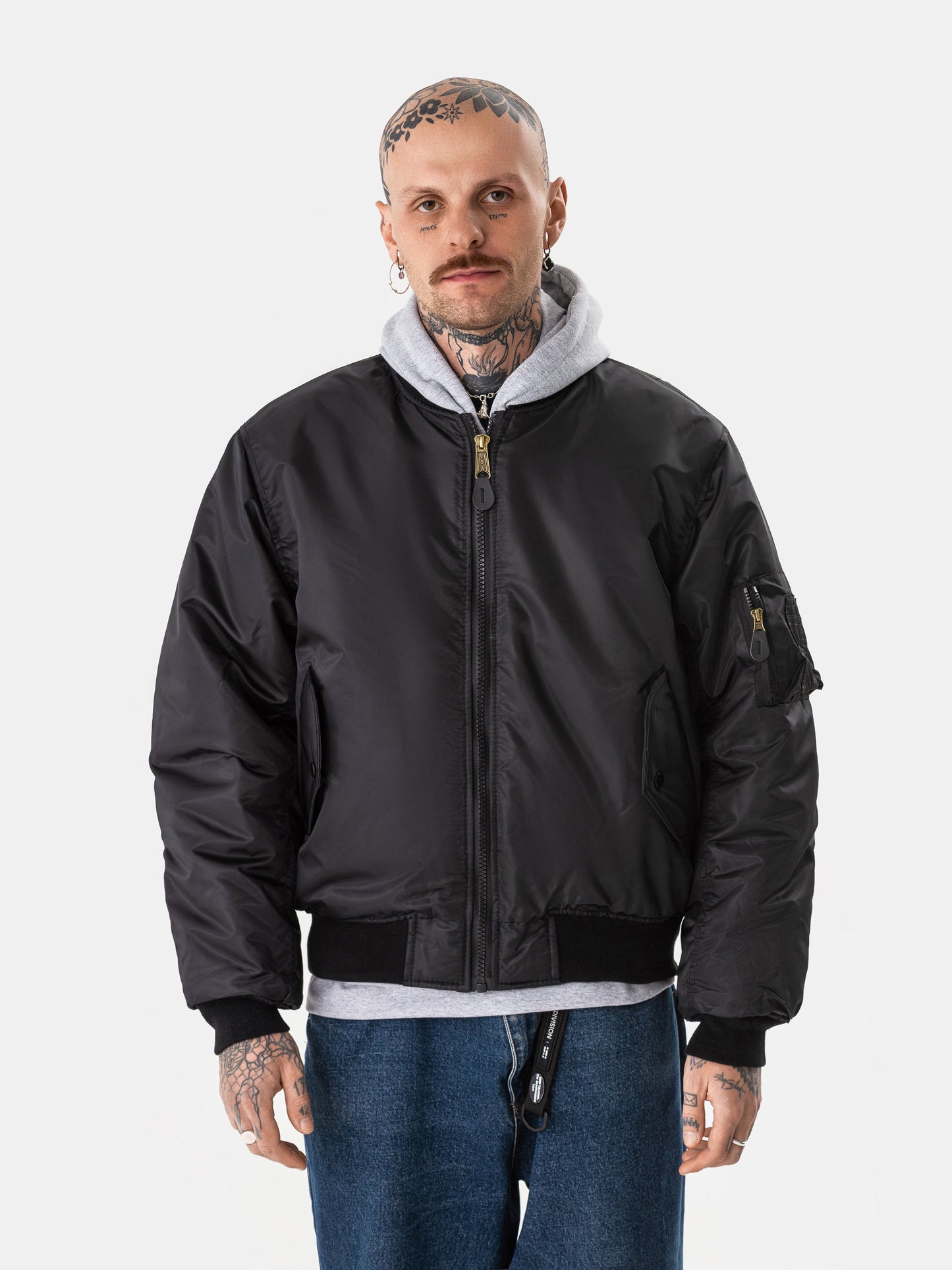 BASIC BOMBERJACKE SCHWARZ