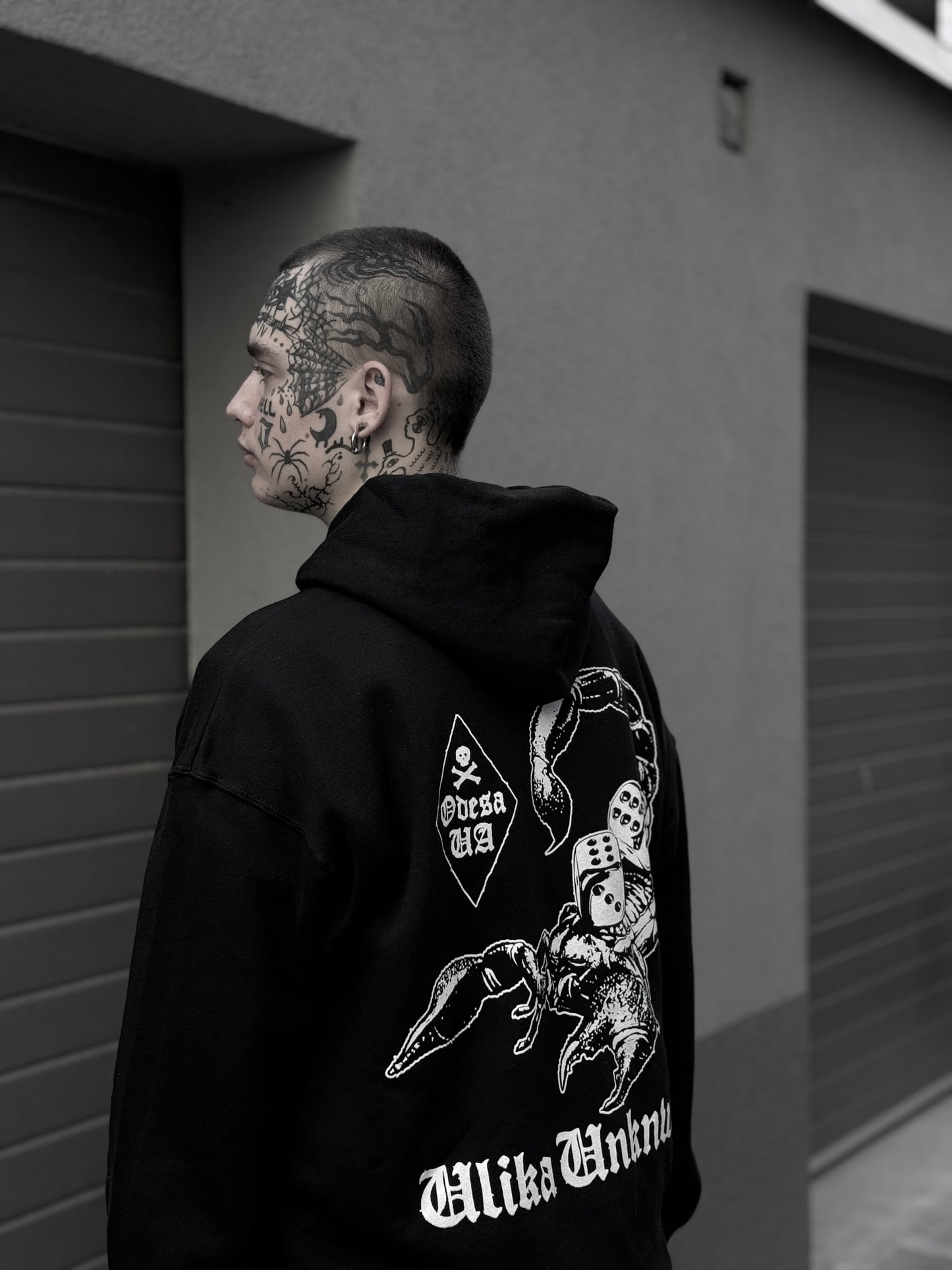 SCORPION HOODIE SCHWARZ