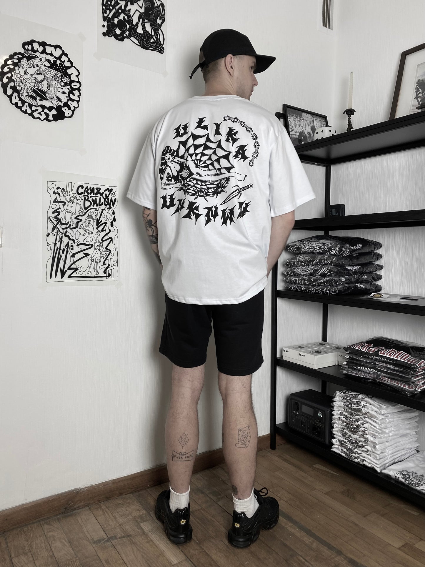 COBWEB T-SHIRT WEISS