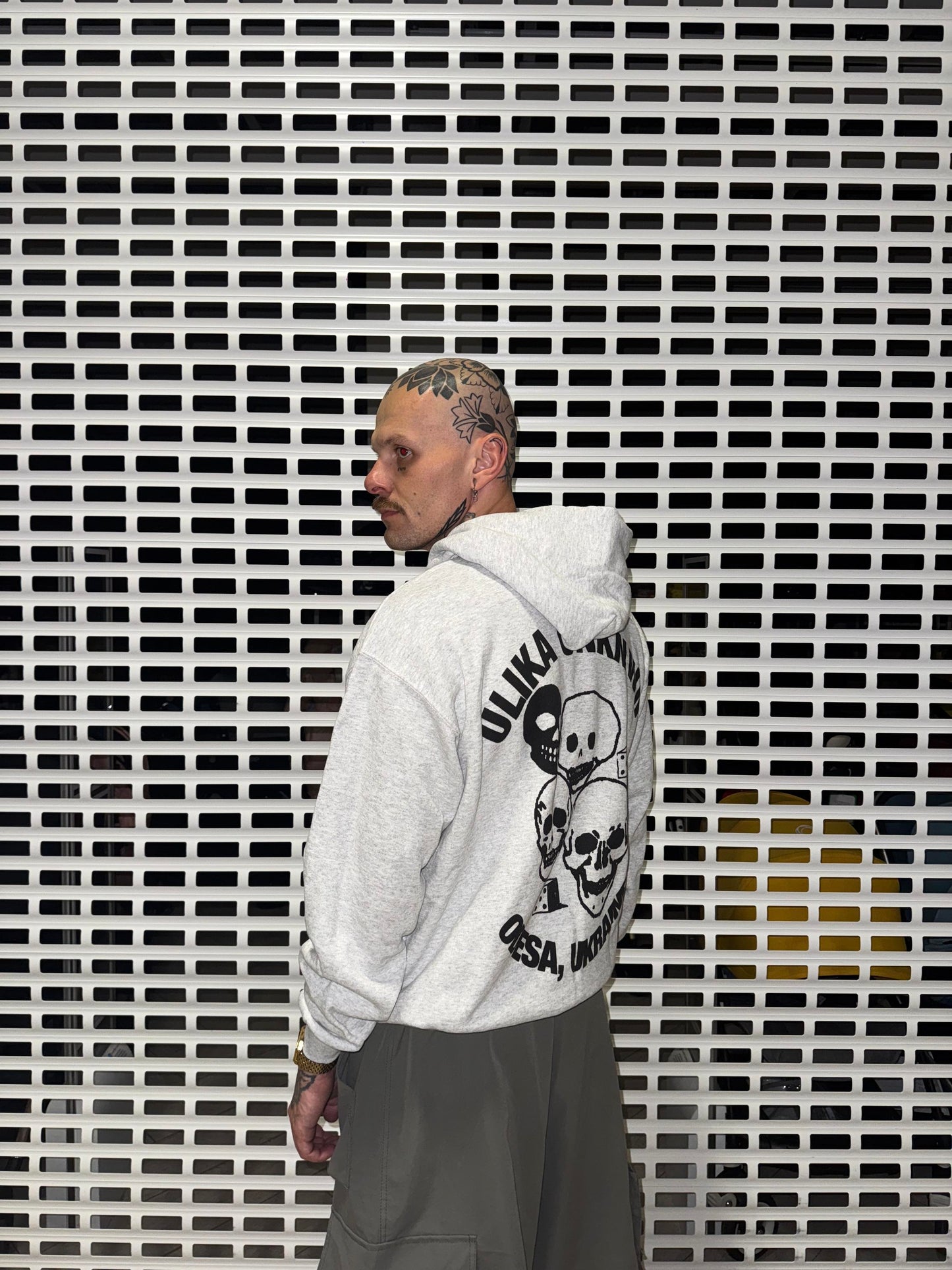 SKULL HOODIE GRAU