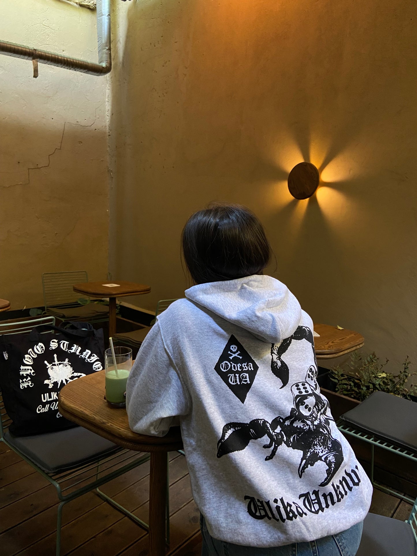 SCORPION HOODIE GRAU