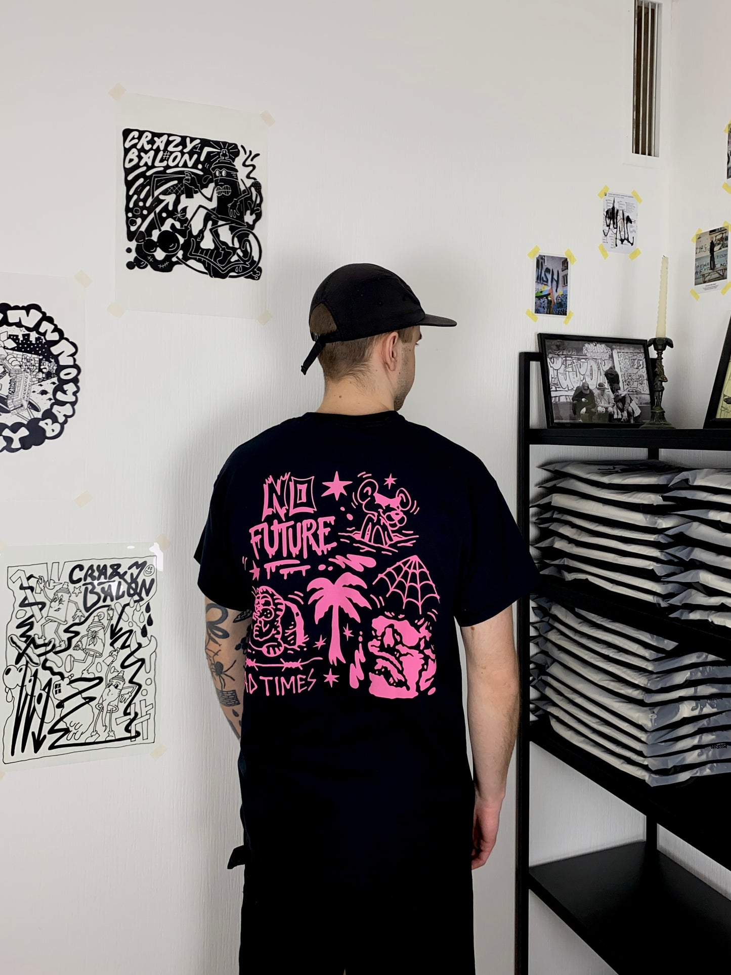 NO FUTURE T-SHIRT SCHWARZ