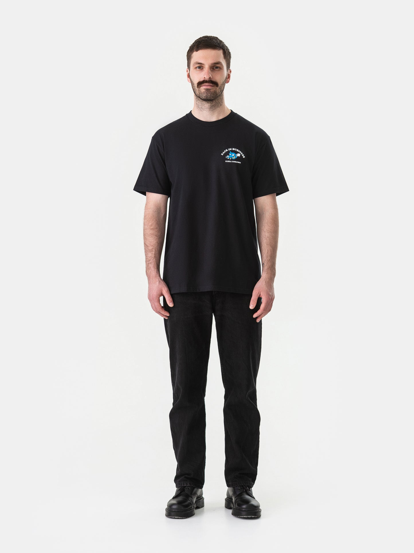 BUSINESS T-SHIRT