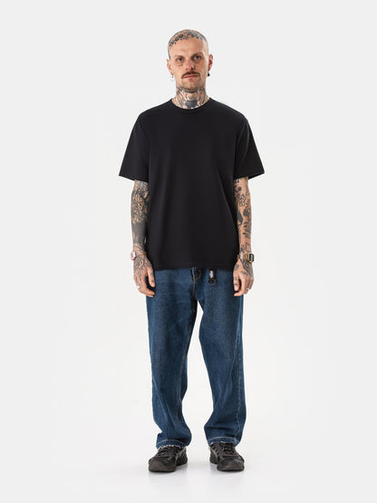 BASIC T-SHIRT SCHWARZ