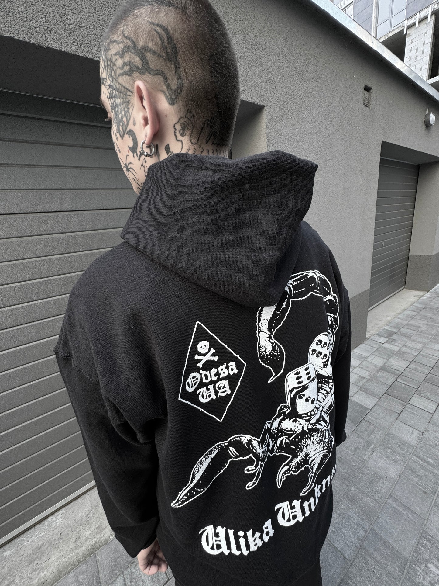SCORPION HOODIE SCHWARZ