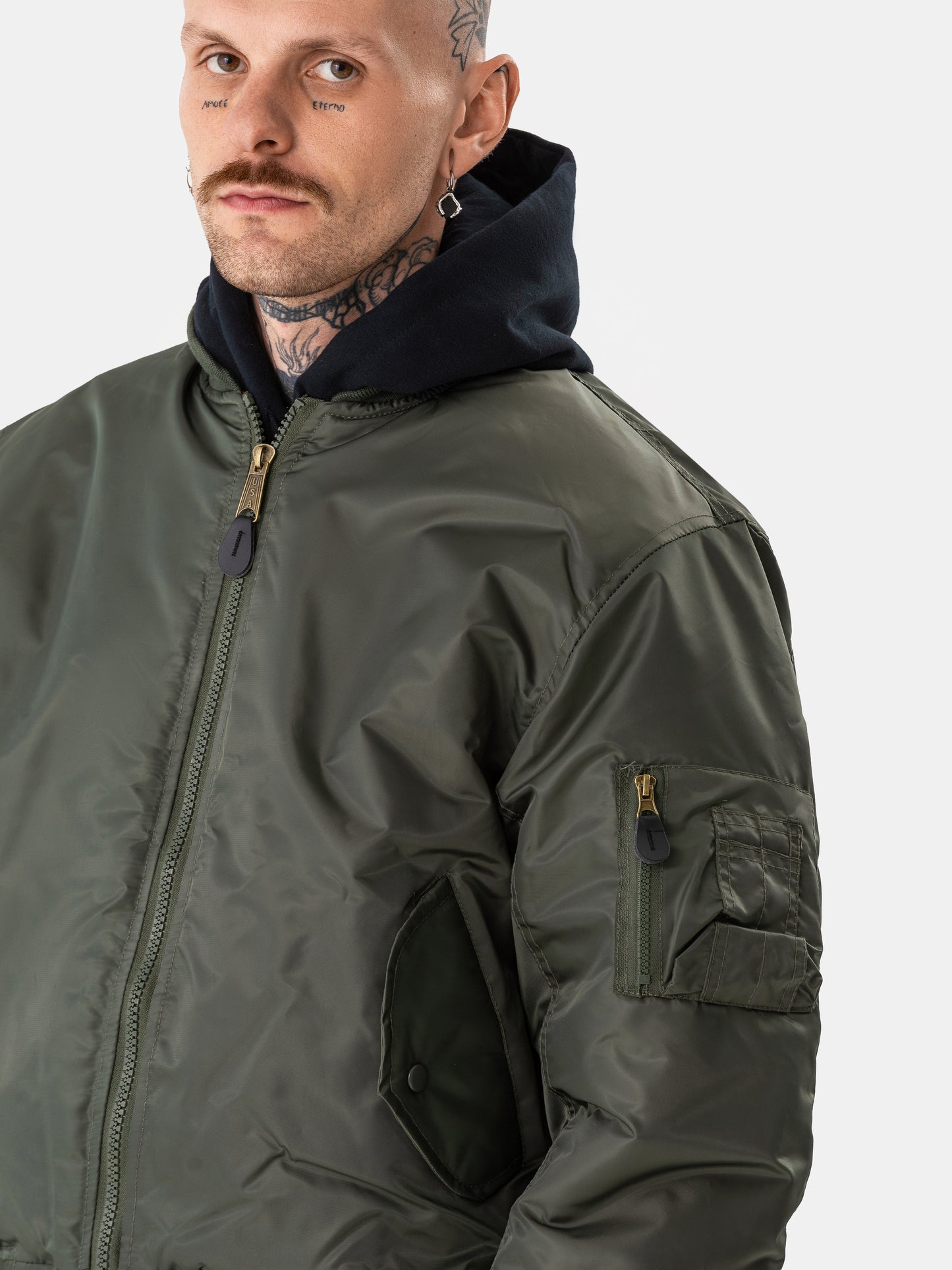 BASIC BOMBER JACKET